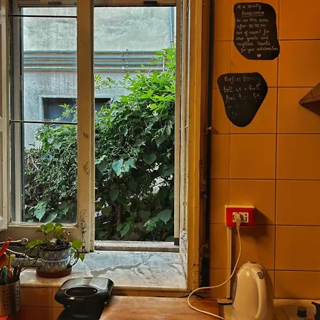 Homstel Hostel Ταορμίνα
